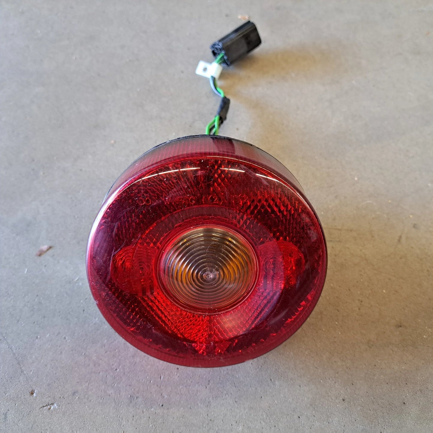 USED ELISE OUTER TAIL LAMP - A082M6689F