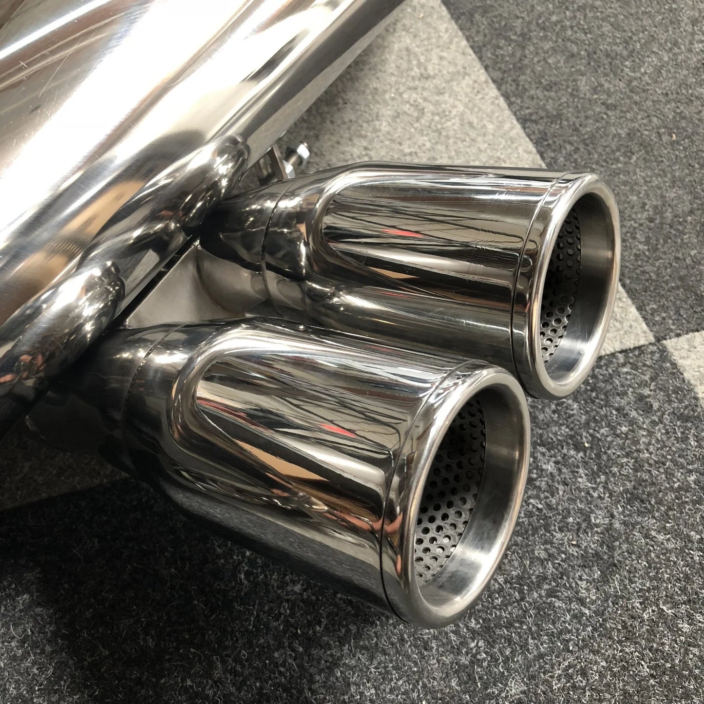 Komo-tec Evora S Valved Muffler