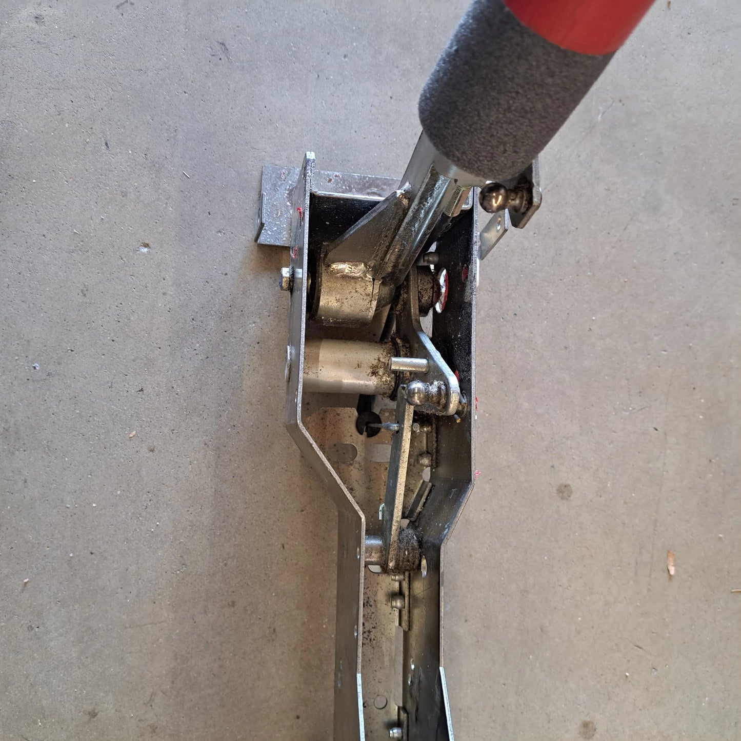 USED FIRST GEN OEM SHIFTER - E120F0001F