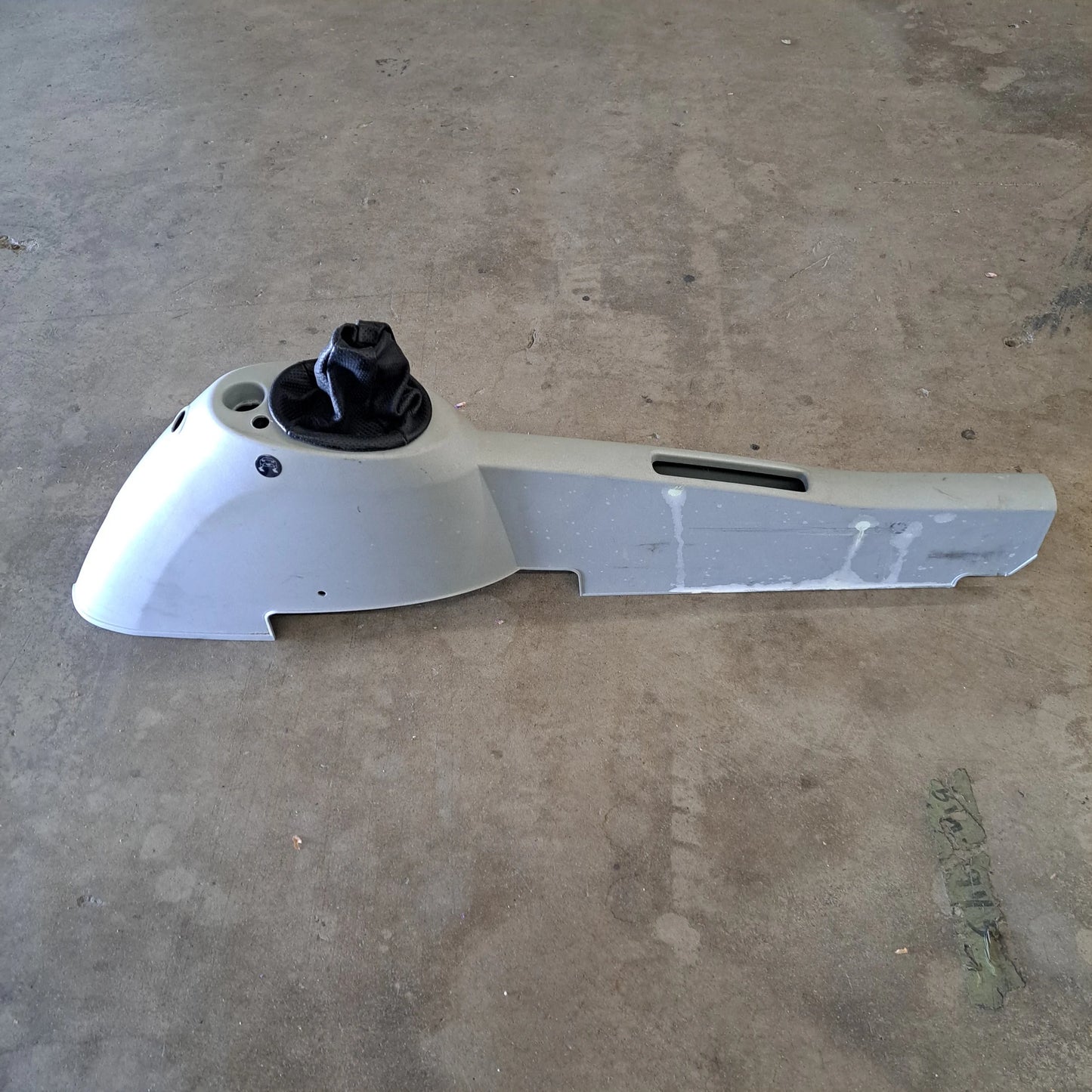 USED ELISE/EXIGE CENTER CONSOLE W/TRACTION CONTROL BUTTON - A120V4033S