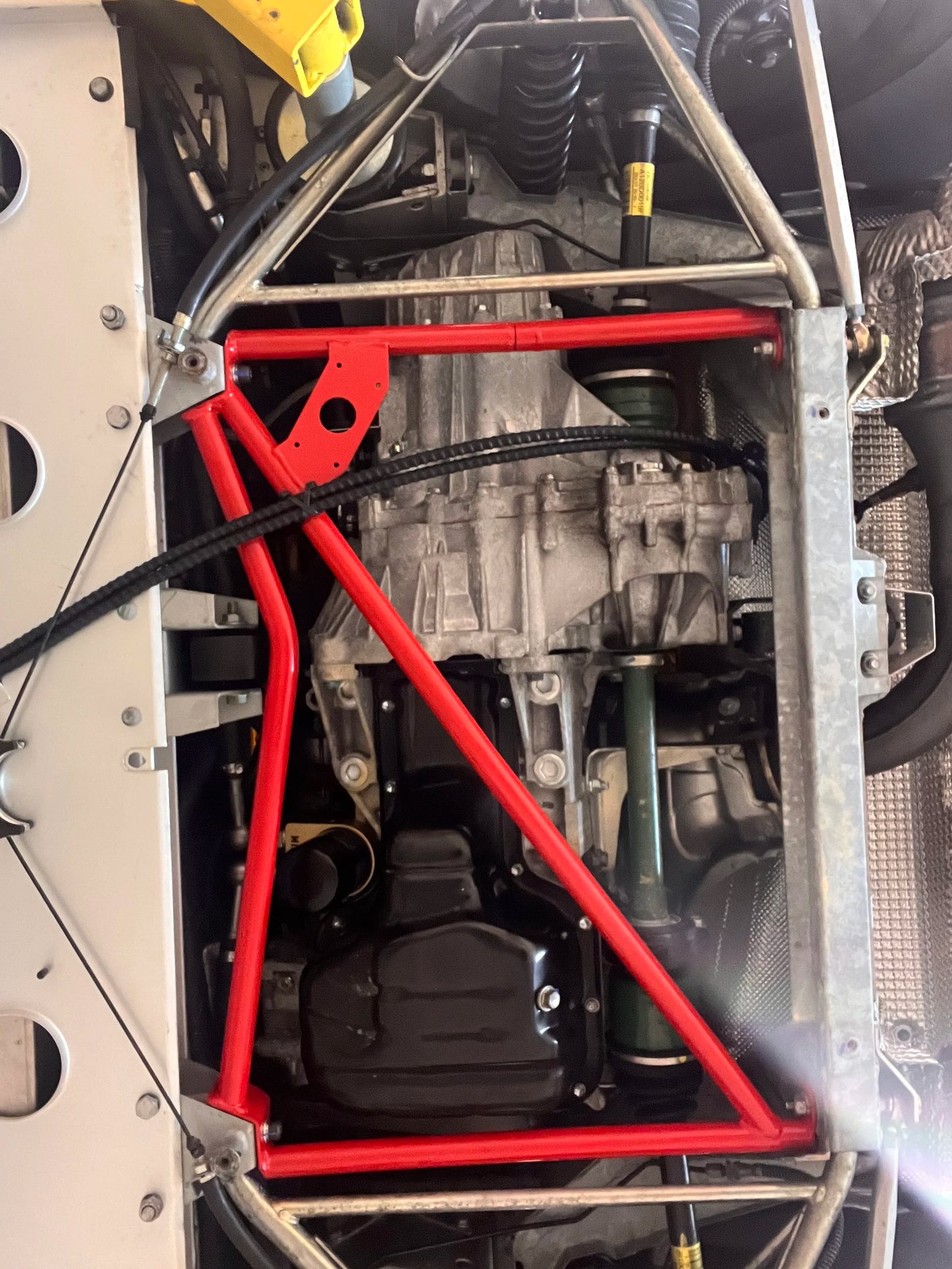 subSTIFFY2 Chassis Brace